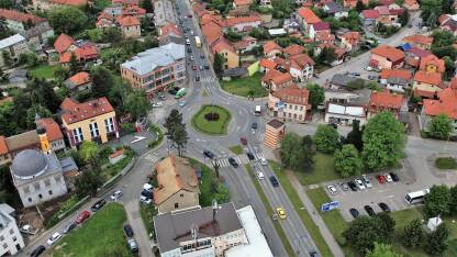 Kružni tok u Tuzli Kružni tok u Centru Tuzle