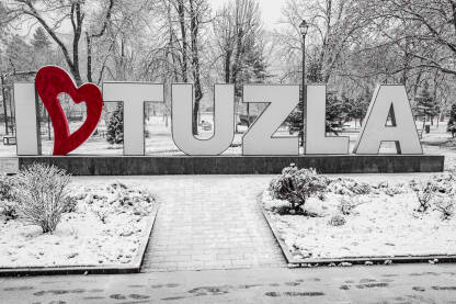 Tuzlansko srce zimi