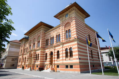 Vijećnica Brčko Gradska vijećnica u Brčkom sagrađena je 1892. godine prema idejnom projektu arhitekta Aleksandra Viteka te je starija u Vijećnice u Sarajevu.