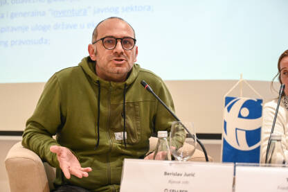 Berislav Jurić, urednik web portala Bljesak.info Berislav Jurić, urednik web portala Bljesak.info