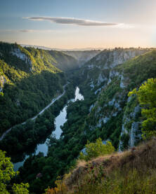 Miostrah Pogled na kanjon rijeke Une sa Miostraha