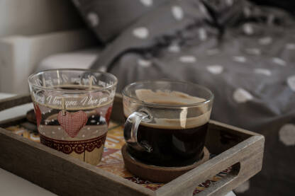 Kafa Jutarnja kafa u krevetu