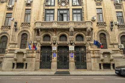 Rumunsko Ministarstvo unutrašnjih poslova.
Glavni inspektorat rumunske policije.