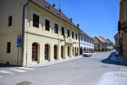 Vukovar, Hrvatska: Ulice i zgrade u centru Vukovara.