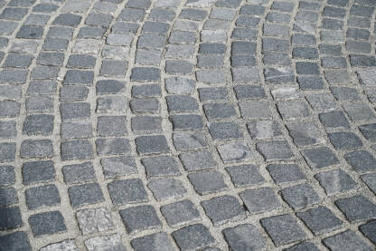 Kaldrma Ulica popločana kamenom. Ulica od kaldrme
