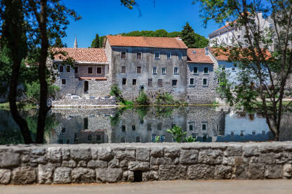 Stari grad, Trebinje. Pogled preko Trebišnjice