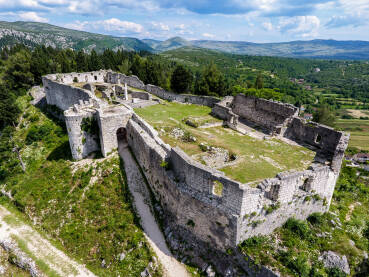 Srednjovjekovni grad Stolac - Vidoški grad Srednjovjekovni grad Stolac
Vidoški grad