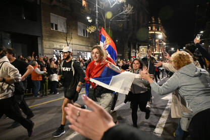 Doček studenata iz cijele Srbije, pred veliki studentski protest 15. marta 2025. godine u Beogradu. Solidarnost među mladima.
