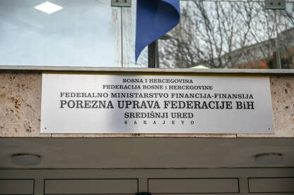 Porezna uprava FBiH Porezna uprava Federacije Bosne i Hercegovine. Ured u Sarajevu.