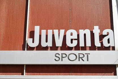 Juventa sport Juventa sport. Trgovina sportske odjeće i obuće.