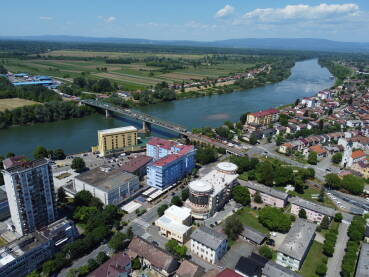 Granični prelaz Gradiška Granični prelaz u Gradišci
