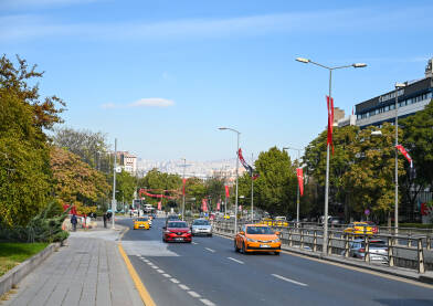 Ankara, Turska: Vozila na ulicama. Ankara, Turska: Vozila na ulicama. Ankara je glavni grad Republike Turske.