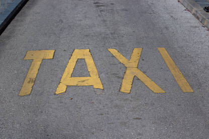 Taxi stajalište Oznaka za taxi stajalište na cesti