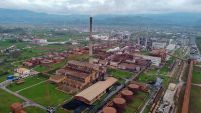 Fabrika za proizvodnju aluminijuma. Alumina, Zvornik. Veliki industrijski kompleks. Fabrika za proizvodnju aluminijuma.