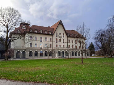 Hotel Bosna, Ilidža Hotel Bosna Ilidža u rano proljeće