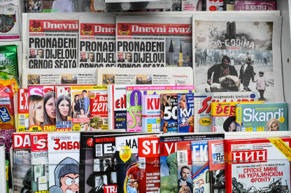 Dnevne novine Dnevne i sedmične novine iz BiH na kiosku.