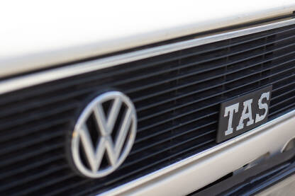 Znak Volkswagen, Tvornica automobila Sarajevo