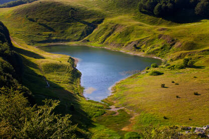 Orlovačko jezero .Nacionalni park Sutjeska