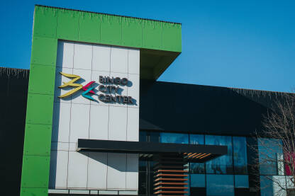 Bingo City Centar Tuzla Ulaz u tržni centar "Bingo City Centar Tuzla"