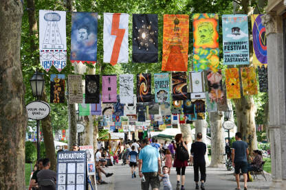 Međunarodni festival zastavica Međunarodni festival zastavica. Zagreb.