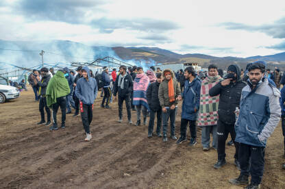 AK1_5513 Migrantski kamp Lipa kod Bihaća uništen u požaru. Izbjeglice na Balkanskoj ruti. Humanitarna katastrofa.