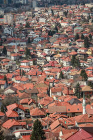 Sarajevo, pogled sa Crvene tabije pogled na mahale Vratnika, Vrbanjuše i Mejtaša, sa Crvene tabije.