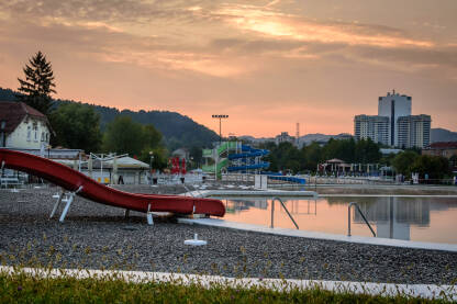 Tuzla, panonska jezera Panonska jezera u Tuzli.