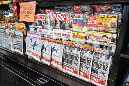 Dnevne i sedmične novine, FBiH, Oslobođenje i Dnevni avaz Dnevne i sedmične novine na kiosku u BiH. Časopisi izloženi u trgovini. Štand sa štampom u BiH.