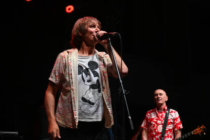 Davor Gobac, grupa Psihomodo pop. Davor Gobac, frontman rock grupe Psihomodo pop.