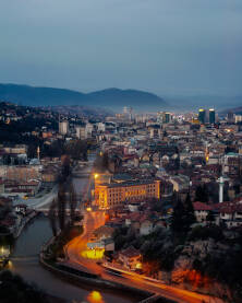 Sarajevo Sarajevo iz zraka u večer