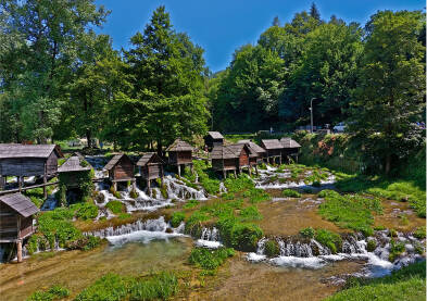 Mlinovi na Plivi - Jajce Mlinovi u prekrasnom prirodnom ambijentu u Jajcu.