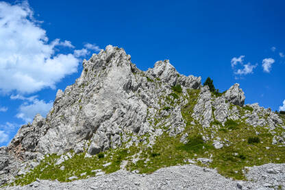 Litica i stijene Litica i stijene u planini. Maglić, BiH. Nacionalni park Sutjeska.