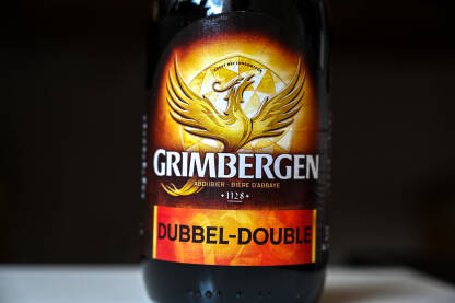 Grimbergen beer bottle. Belgijsko pivo. Grimbergen beer bottle. Belgijsko pivo.