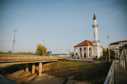 Atik-Savska džamija u Brčkom