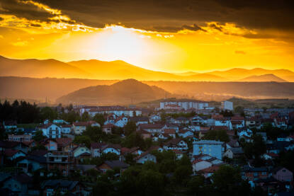 Grad Bihać Pogled na grad Bihać sa Debeljače