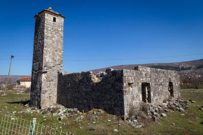 Džamija Hasan-paše Predojevića nalazi se u Bileći.  Džamija je 2006. godine proglašena za nacionalni spomenik Bosne i Hercegovine