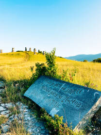 Memorijalni park Garavice Memorijalni park Garavice u gradu na Uni, Bihać.