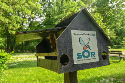 Drvene kućice za ptice koje je postavilo Rumunsko ornitološko društvo SOR.