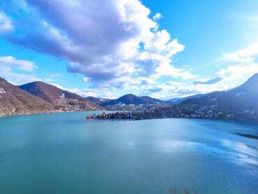 Zvornicko jezero Prelijep pogled na Divic i Zvornicko jezero