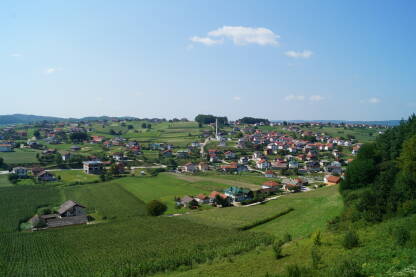 Velika Kladuša Pogled sa Starog Grada u Velikoj Kladuši