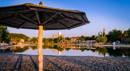 Panonsko jezero Tuzlanska Panonska jezera u zalazak sunca.