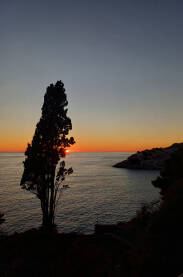 Zalazak sunca na moru Dubrovnik. Zalazak sunca na moru.