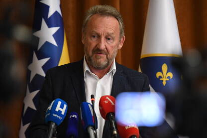 Bakir Izetbegović, bošnjački bosanskohercegovački političar i član Predsjedništva BiH od 2010., predsjednik SDA od 2015.