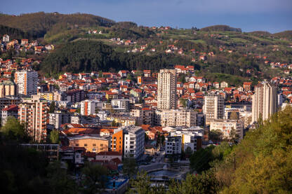 Užice, panorama grada, Srbija Užice, panorama grada, pogled sa saobraćajnice Požega Užice Zlatibor, Srbija
