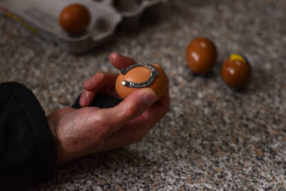 Proces potkivanja jaja u Kreševu