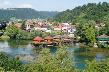 Bosanka Krupa Pogled sa Stagro Grada na Bosanku Krupu