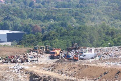 Uži kadar deponije u Ramićima, BL.