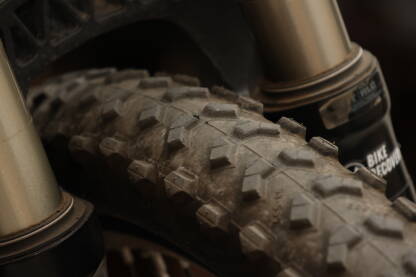 Guma na MTB biciklu