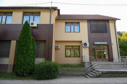 Zgrada opštine, Sapna Sapna: Zgrada opštine.
