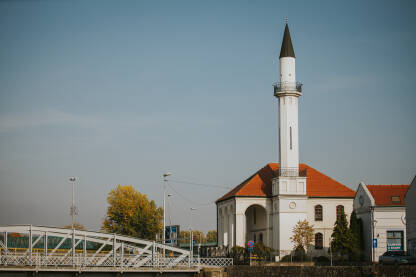 Atik-Savska džamija u Brčkom